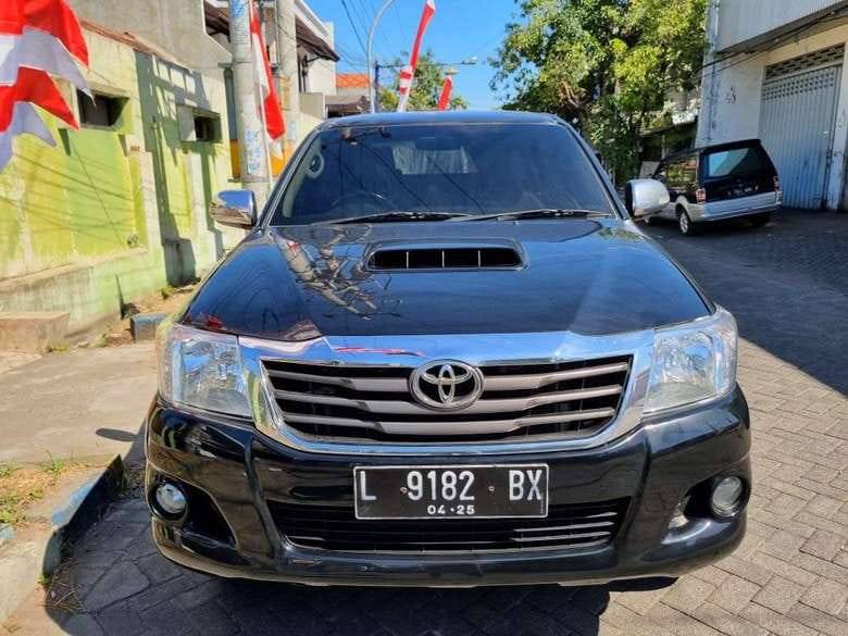 Second Hand 2015 Toyota Hilux Double Cabin G 2.5L MT