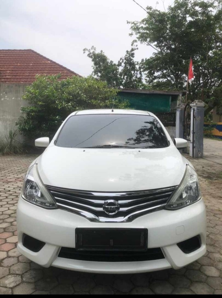 2014 Nissan Grand Livina