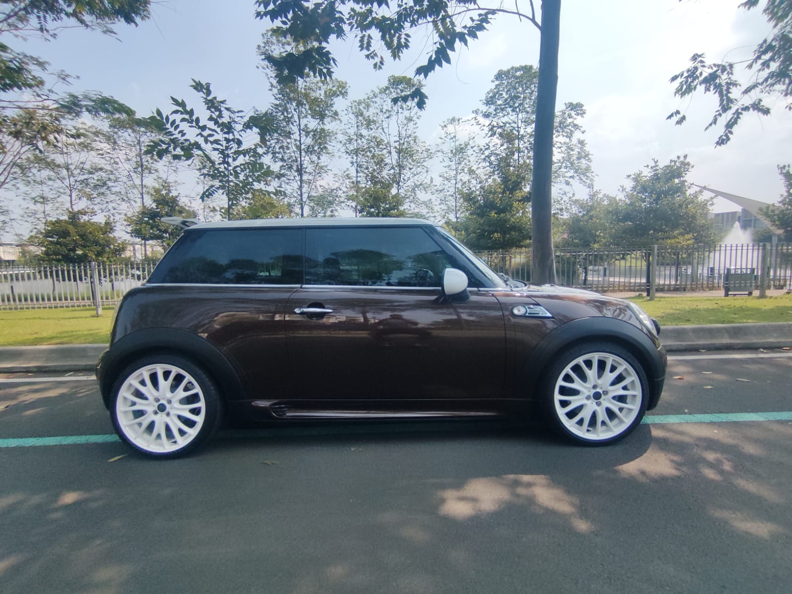 2011 MINI Cooper S 2011 MINI Cooper S