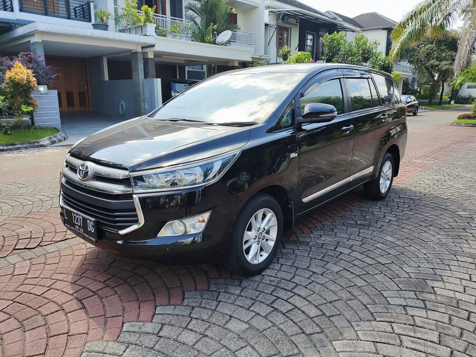 2018 Toyota Kijang Innova Bekas 2018 Toyota Kijang Innova Bekas