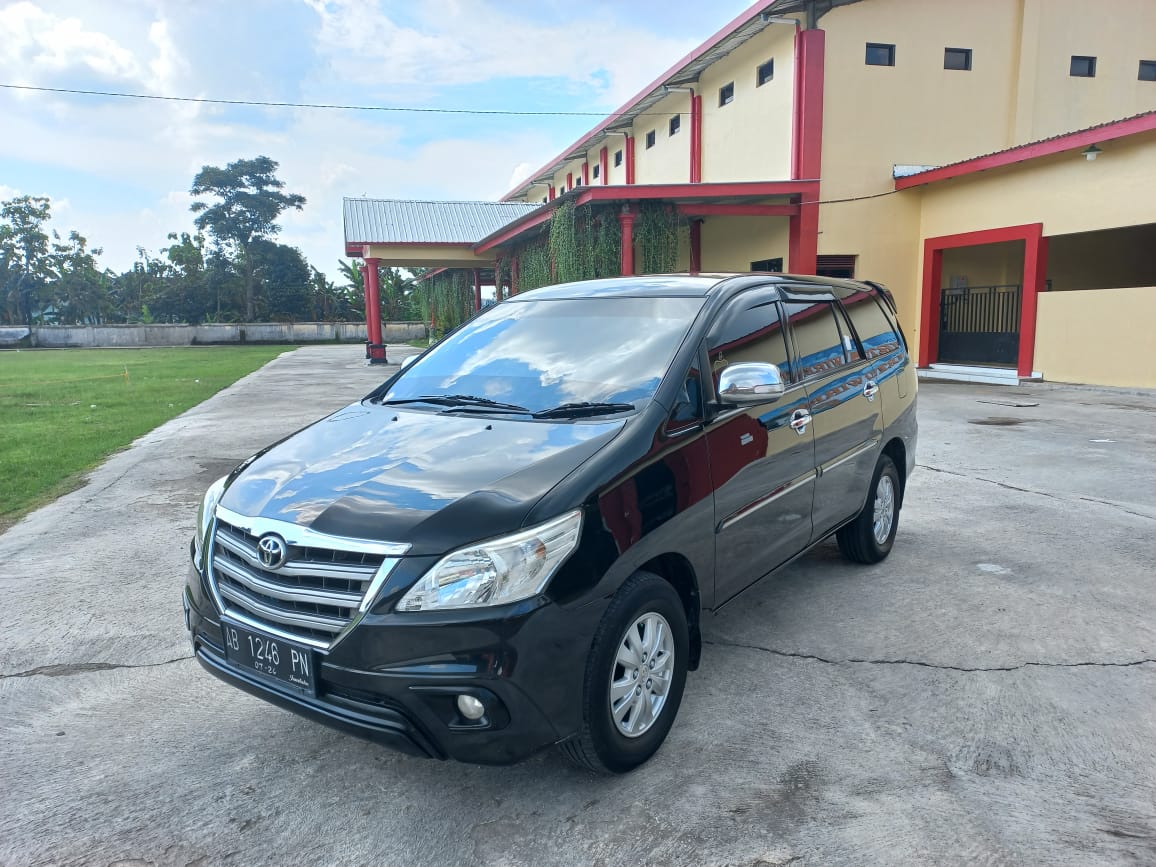 2014 Toyota Kijang Innova 2014 Toyota Kijang Innova