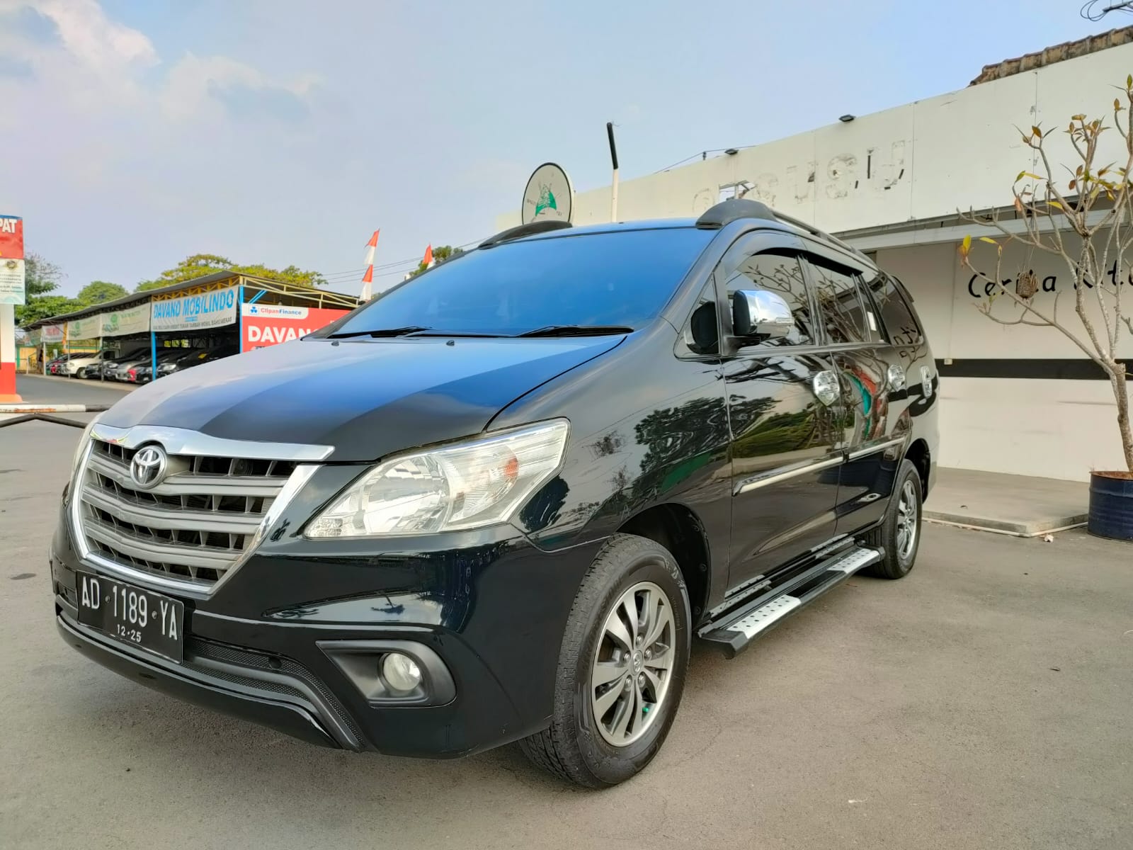 2015 Toyota Kijang Innova 2015 Toyota Kijang Innova