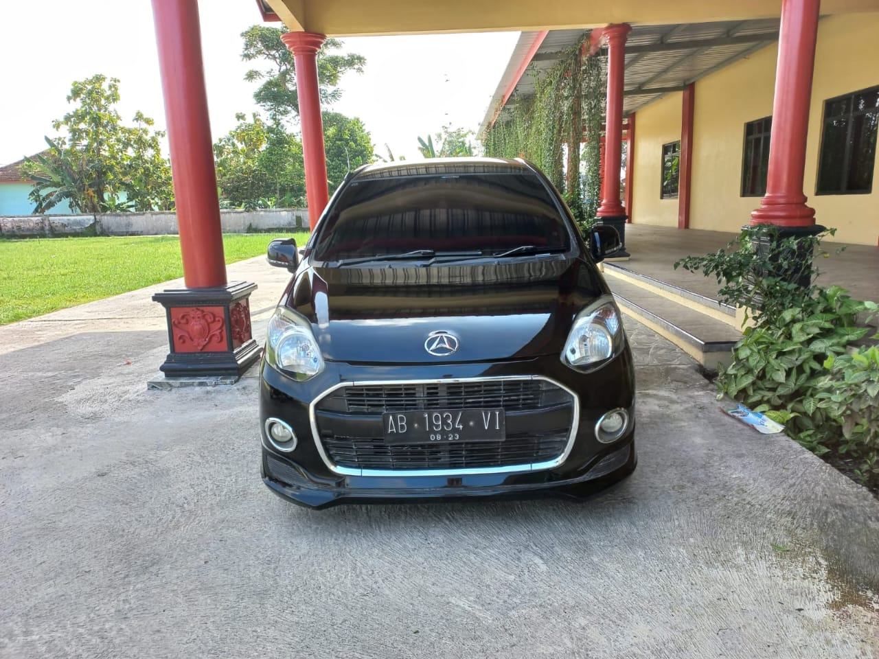 Second Hand 2014 Daihatsu Ayla  Second Hand 2014 Daihatsu Ayla