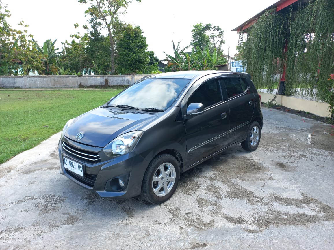 2017 Daihatsu Ayla  2017 Daihatsu Ayla
