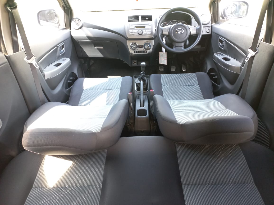 2017 Daihatsu Ayla  2017 Daihatsu Ayla