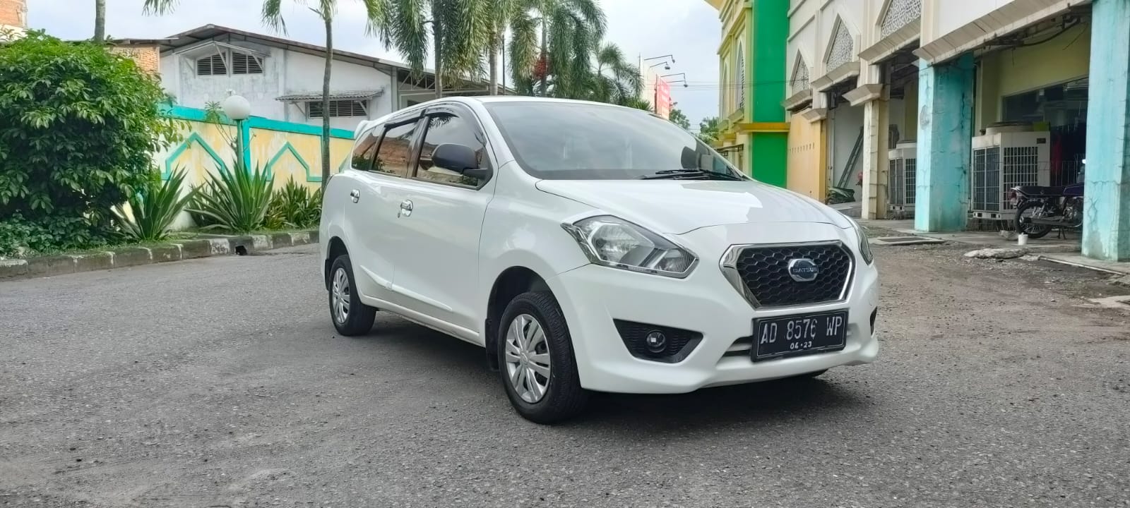 2015 Datsun GO + 2015 Datsun GO +