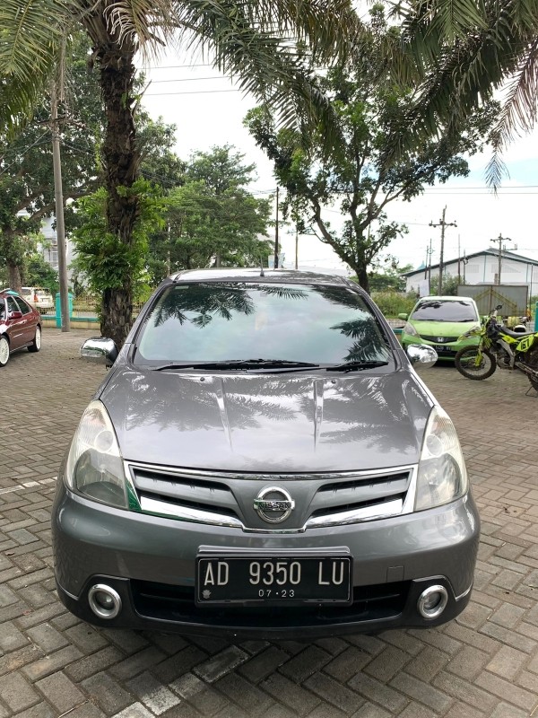 2012 Nissan Grand Livina