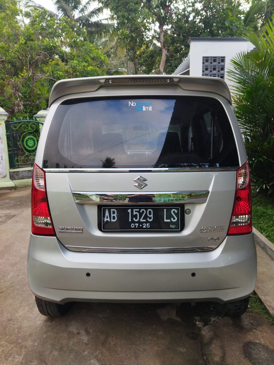 2015 Suzuki Karimun Wagon R GS 2015 Suzuki Karimun Wagon R GS