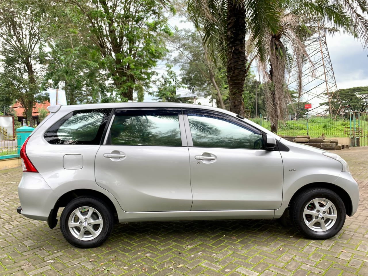 2013 Toyota Avanza 2013 Toyota Avanza