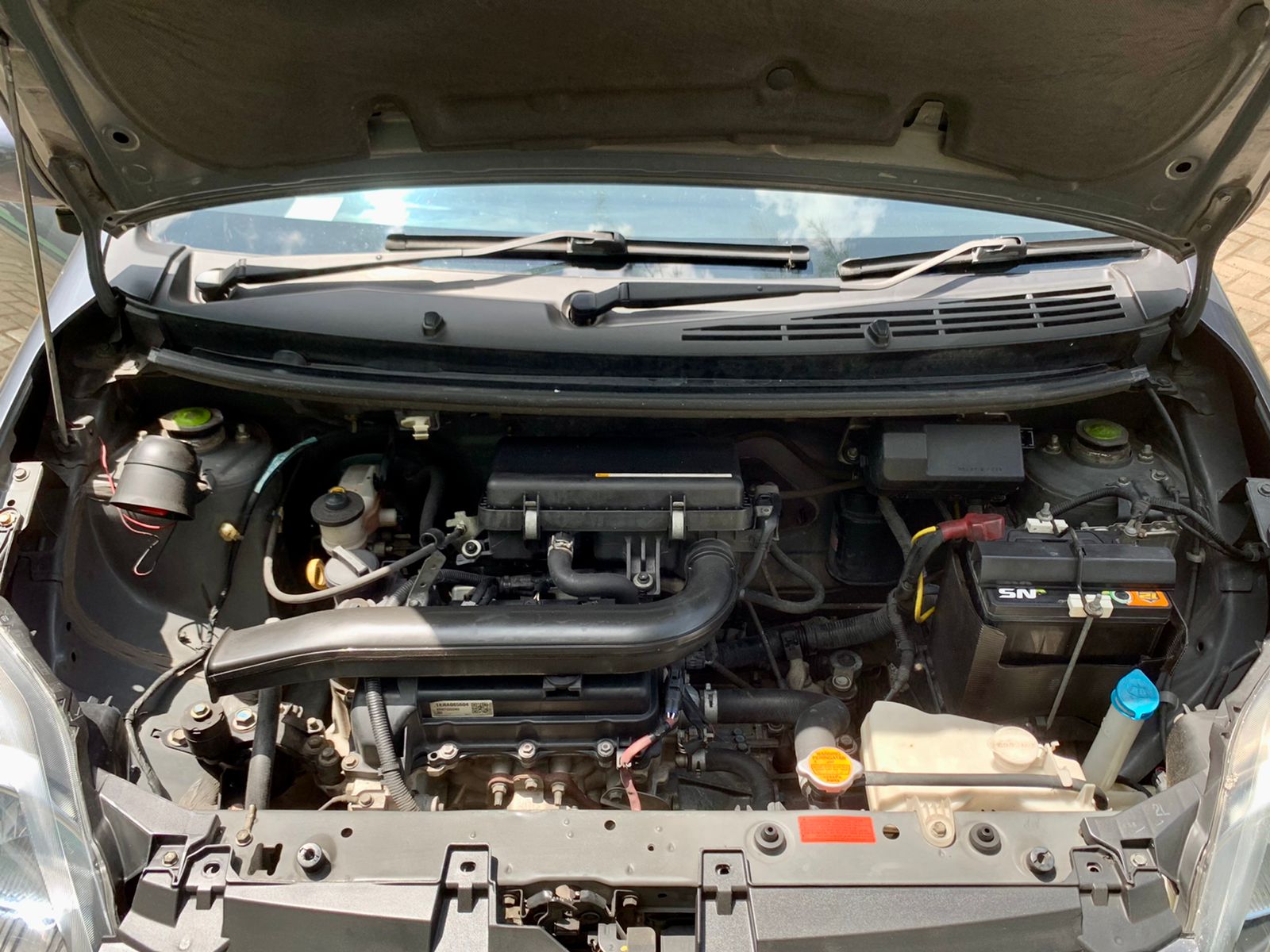 2014 Daihatsu Ayla  2014 Daihatsu Ayla