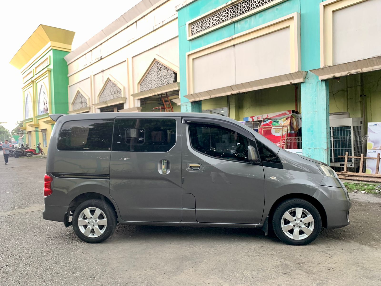2013 Nissan Evalia 2013 Nissan Evalia
