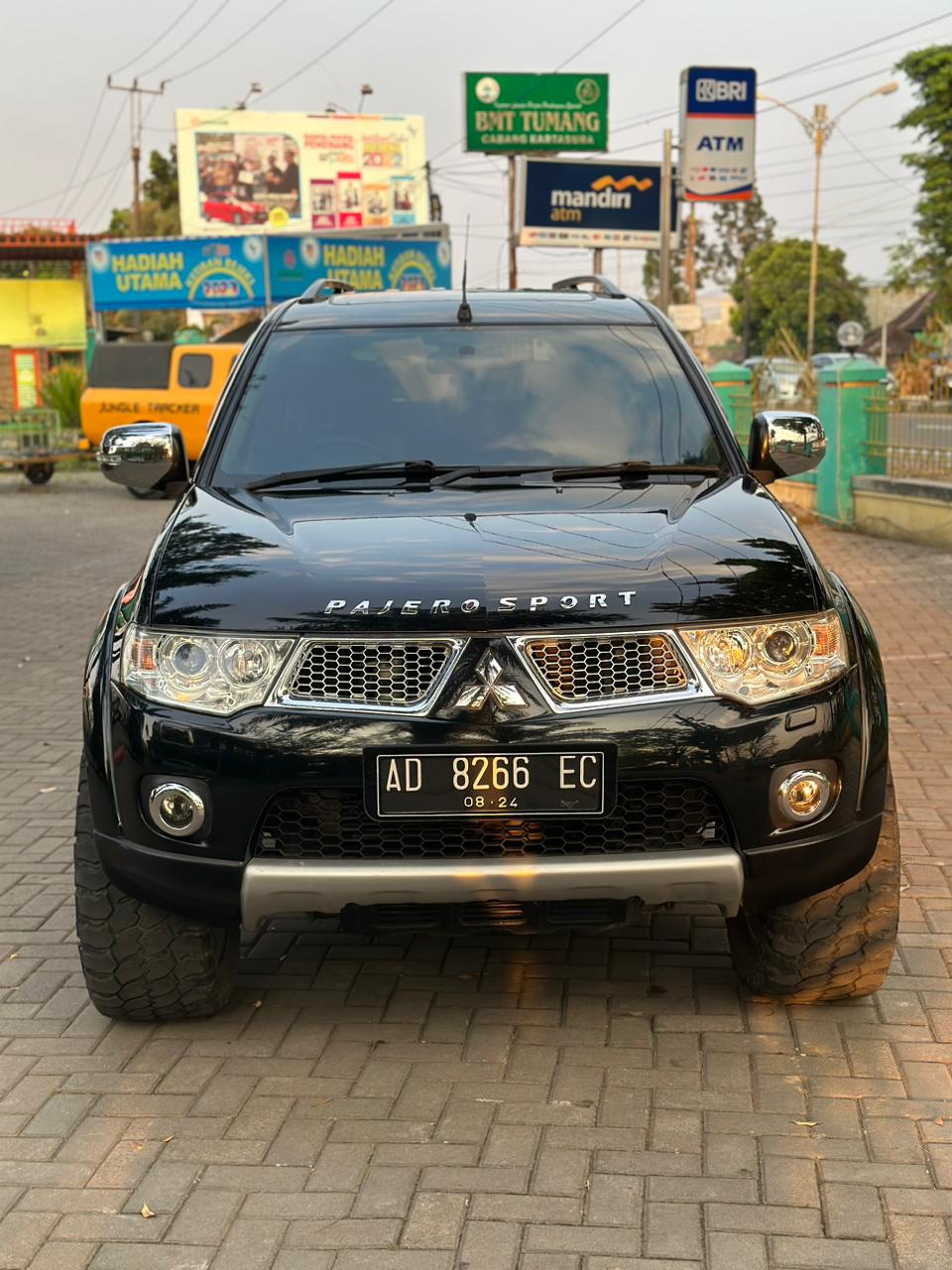 2012 Mitsubishi Pajero Sport  2012 Mitsubishi Pajero Sport