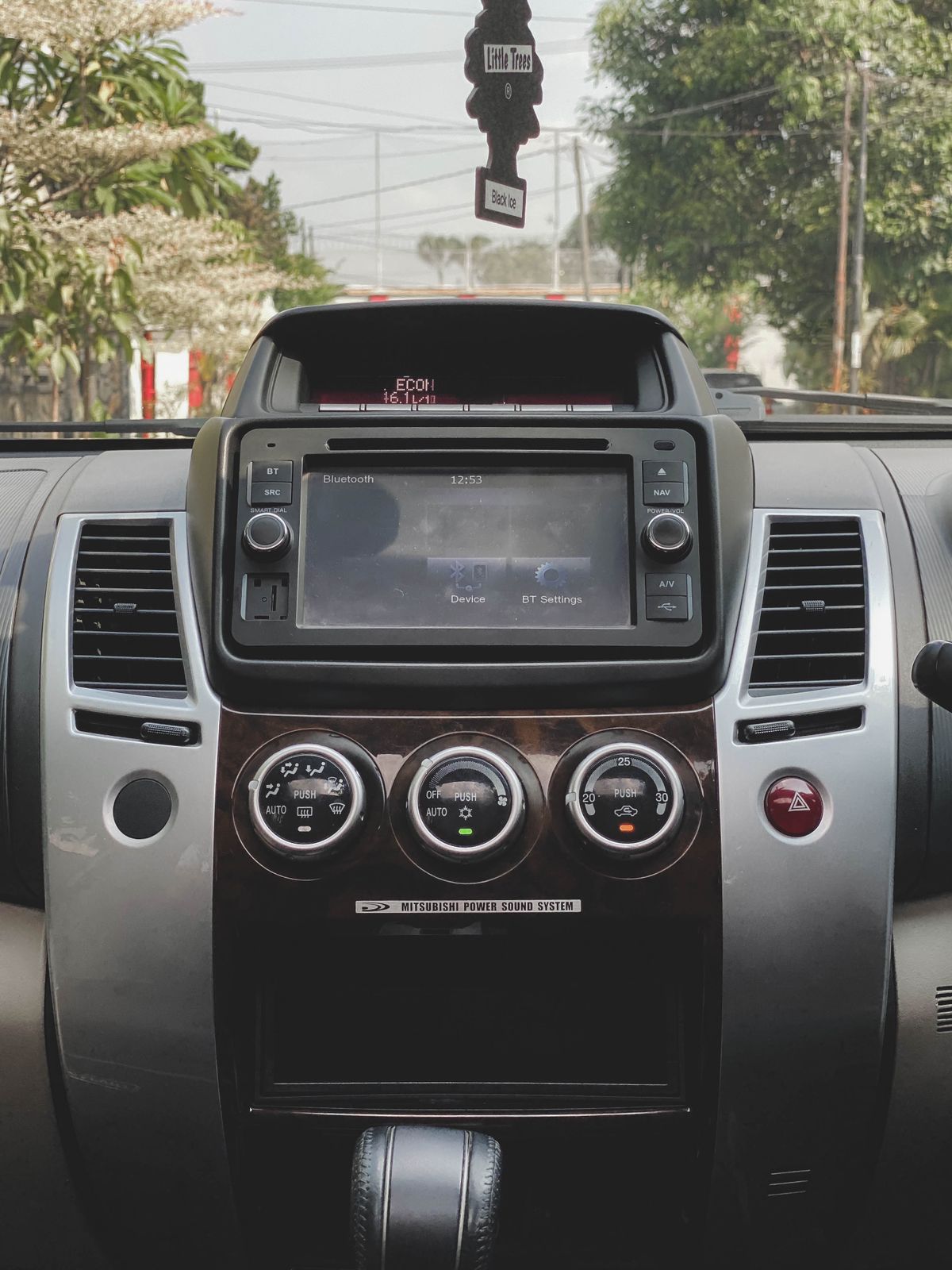 2014 Mitsubishi Pajero Sport 2014 Mitsubishi Pajero Sport