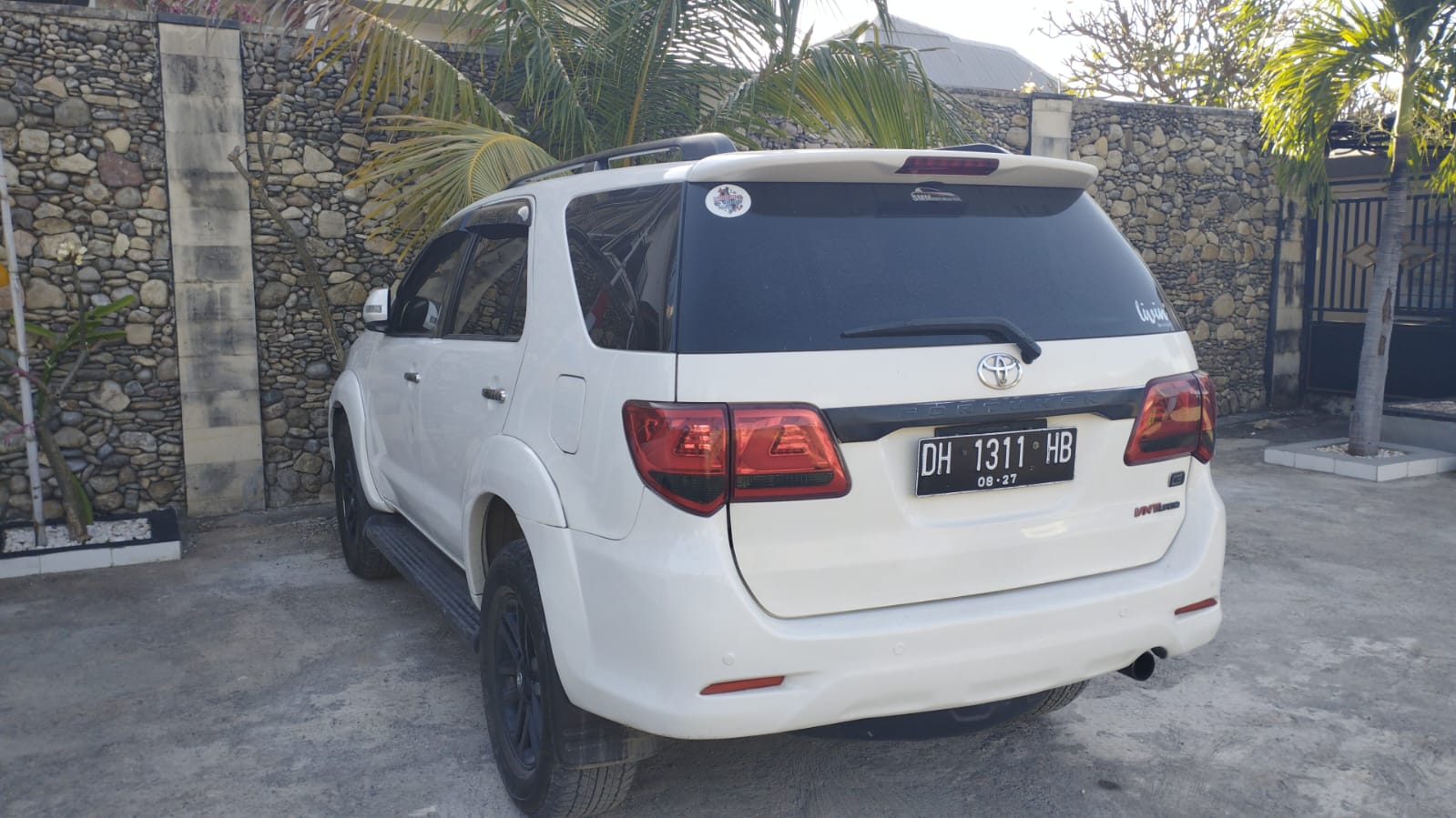 2013 Toyota Fortuner  2013 Toyota Fortuner