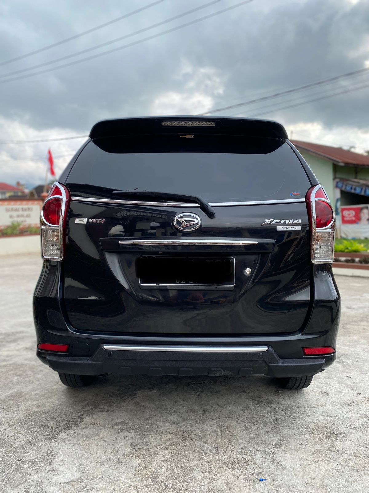 2012 Daihatsu Xenia 2012 Daihatsu Xenia