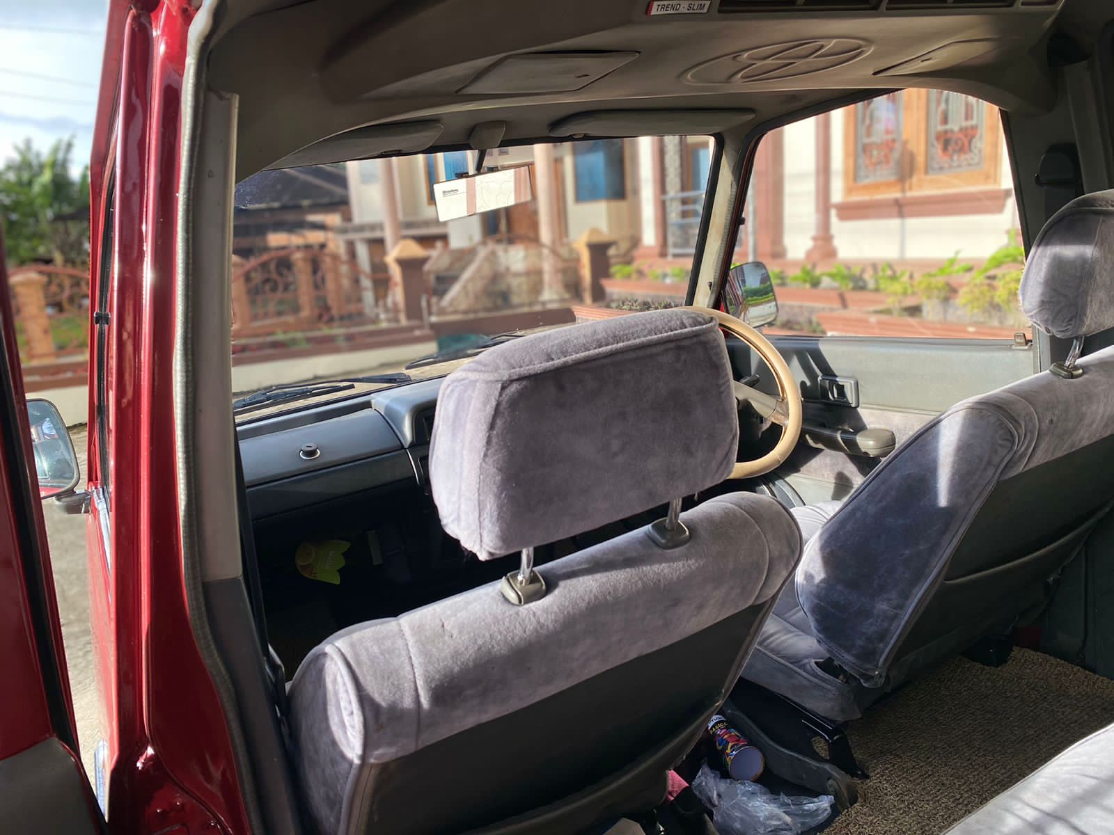 2012 Daihatsu Xenia 2012 Daihatsu Xenia