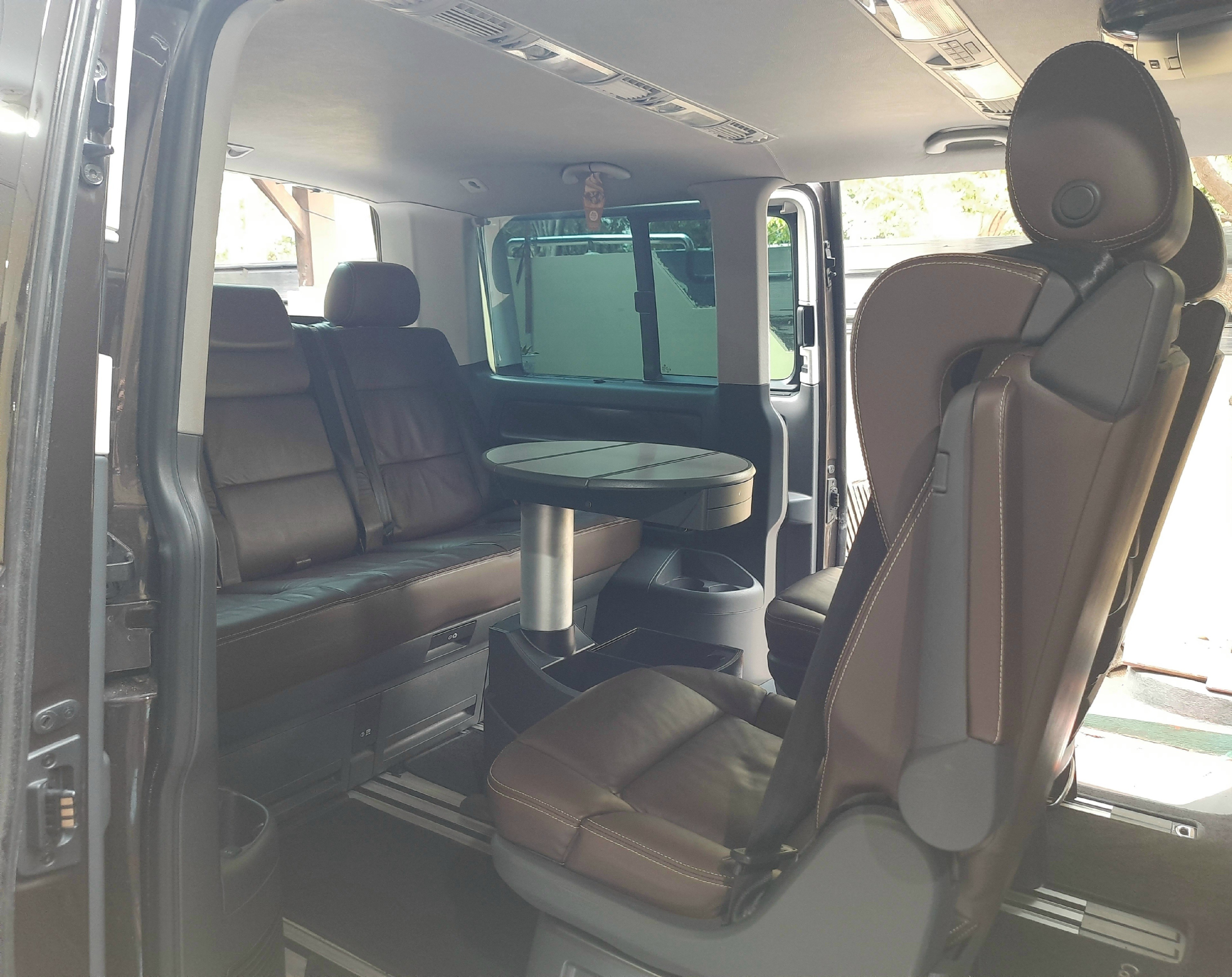 2012 Volkswagen Caravelle 2012 Volkswagen Caravelle