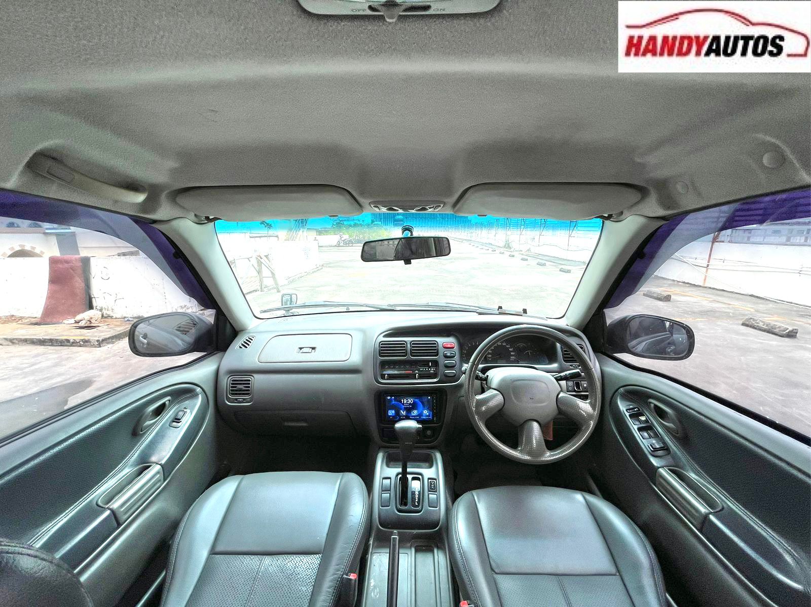 2002 Suzuki Escudo 2002 Suzuki Escudo