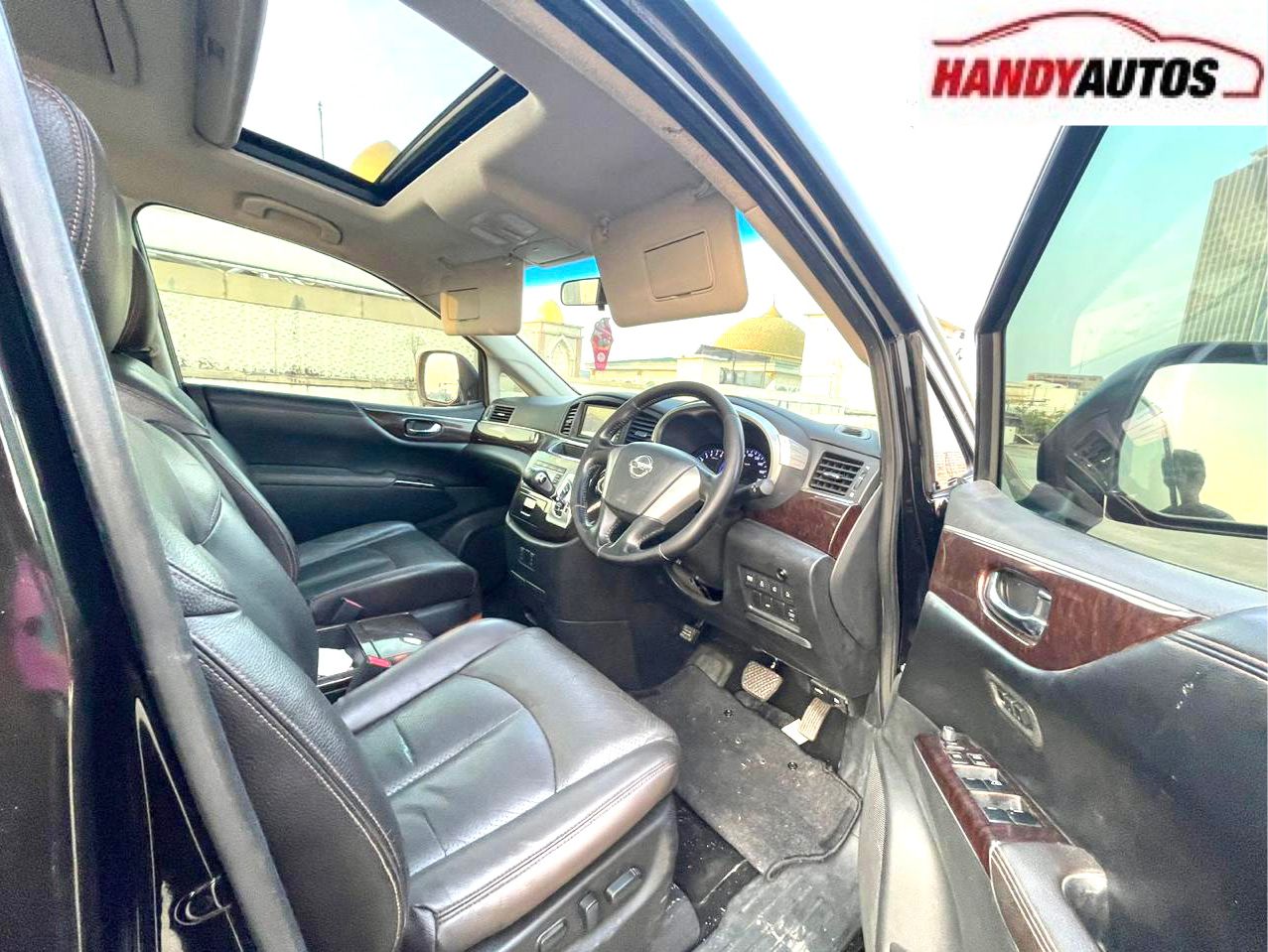 2011 Nissan Elgrand 2011 Nissan Elgrand