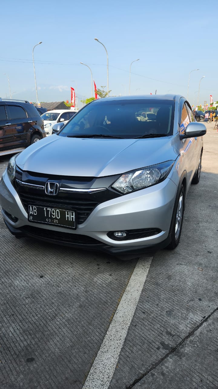 2015 Honda HRV  1.5 E AT Bekas