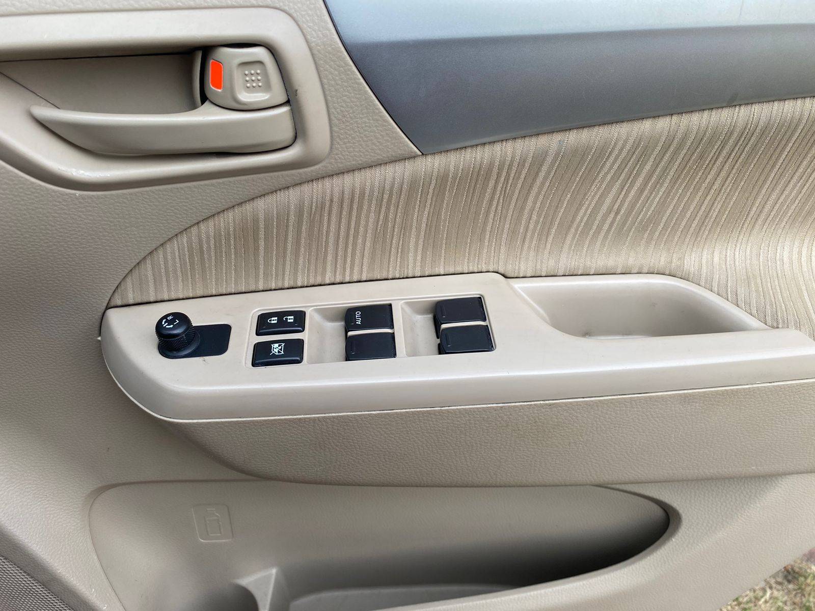 2014 Suzuki Ertiga 2014 Suzuki Ertiga