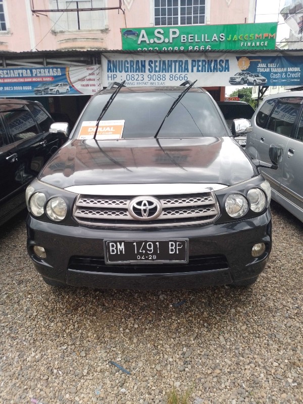 2009 Toyota Fortuner