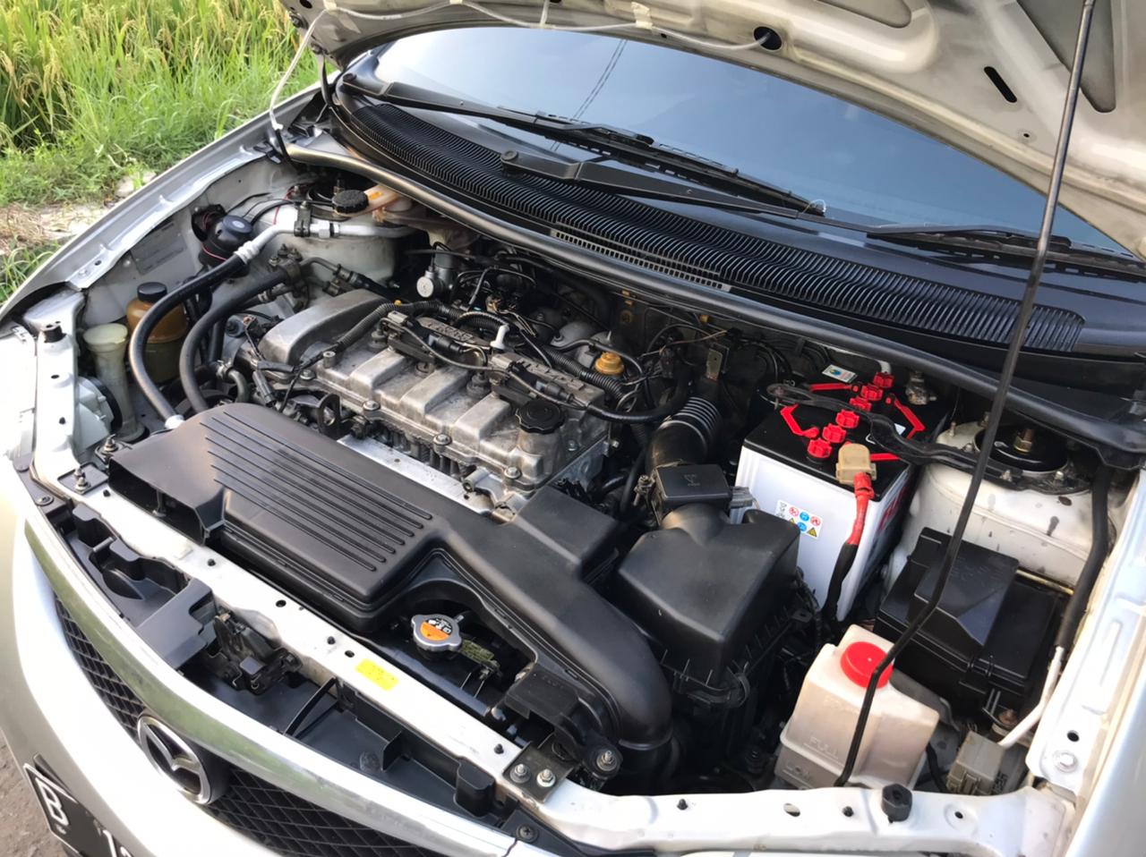 2002 Mazda Premacy 1.8L 2002 Mazda Premacy 1.8L