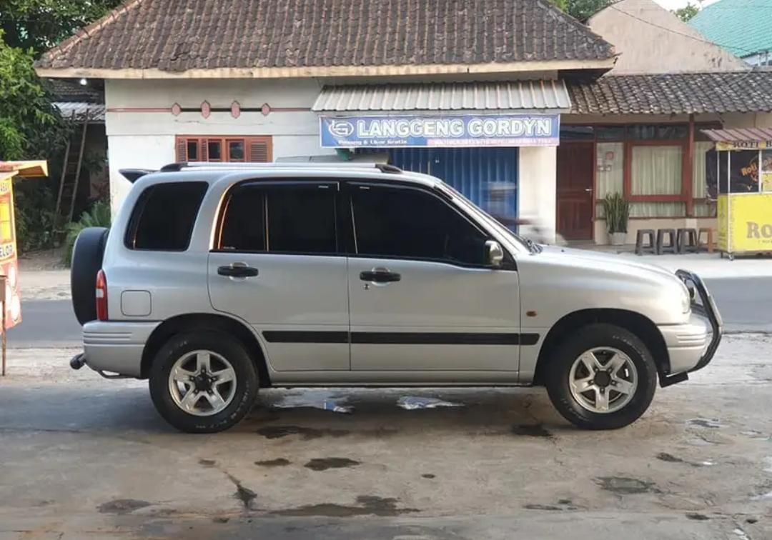 2005 Suzuki Escudo 2005 Suzuki Escudo