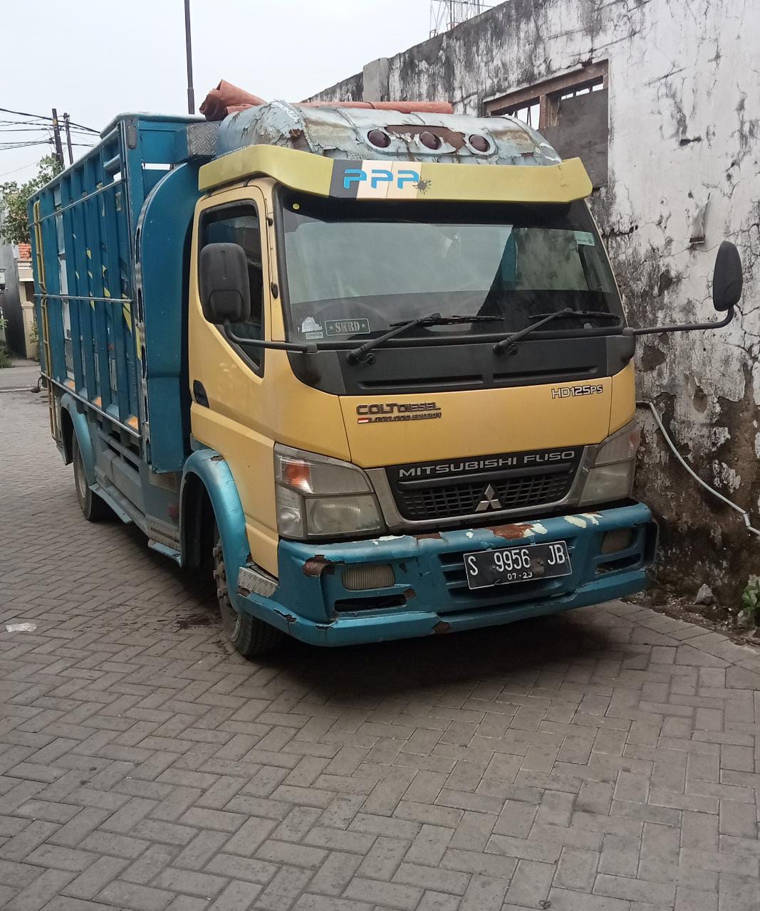 2018 Mitsubishi L300 2018 Mitsubishi L300