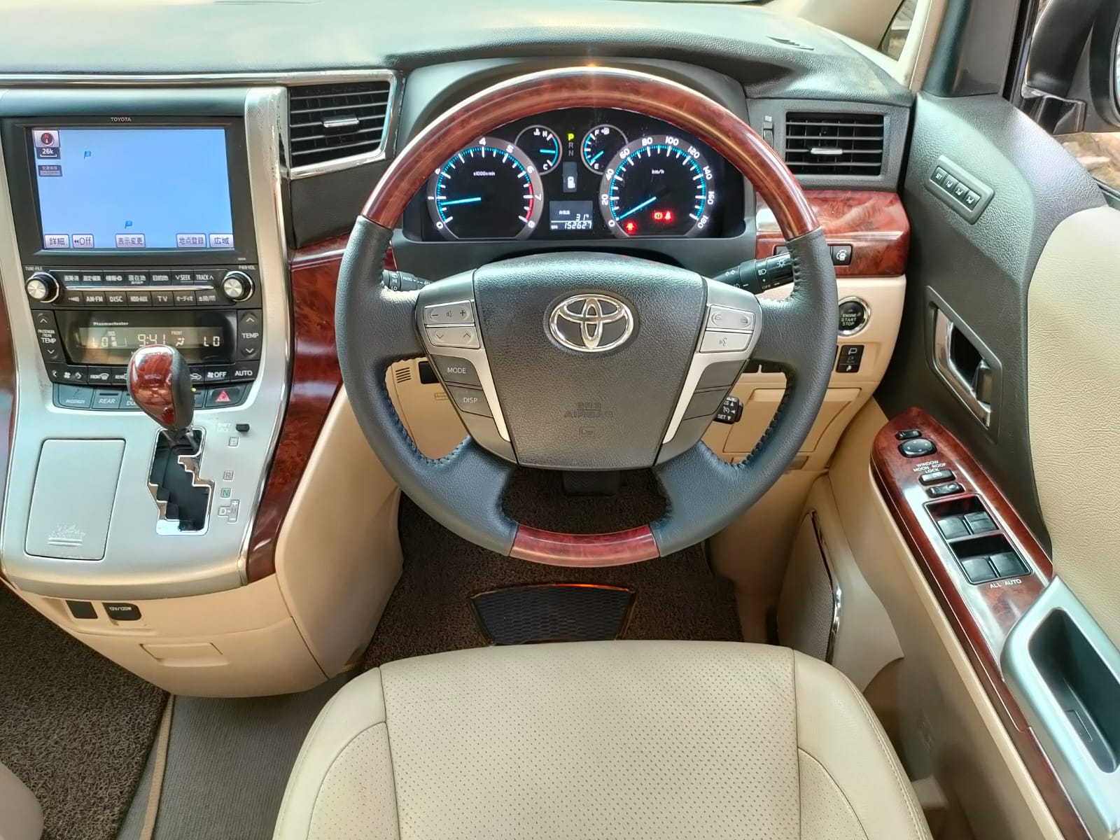 2010 Toyota Alphard 2010 Toyota Alphard