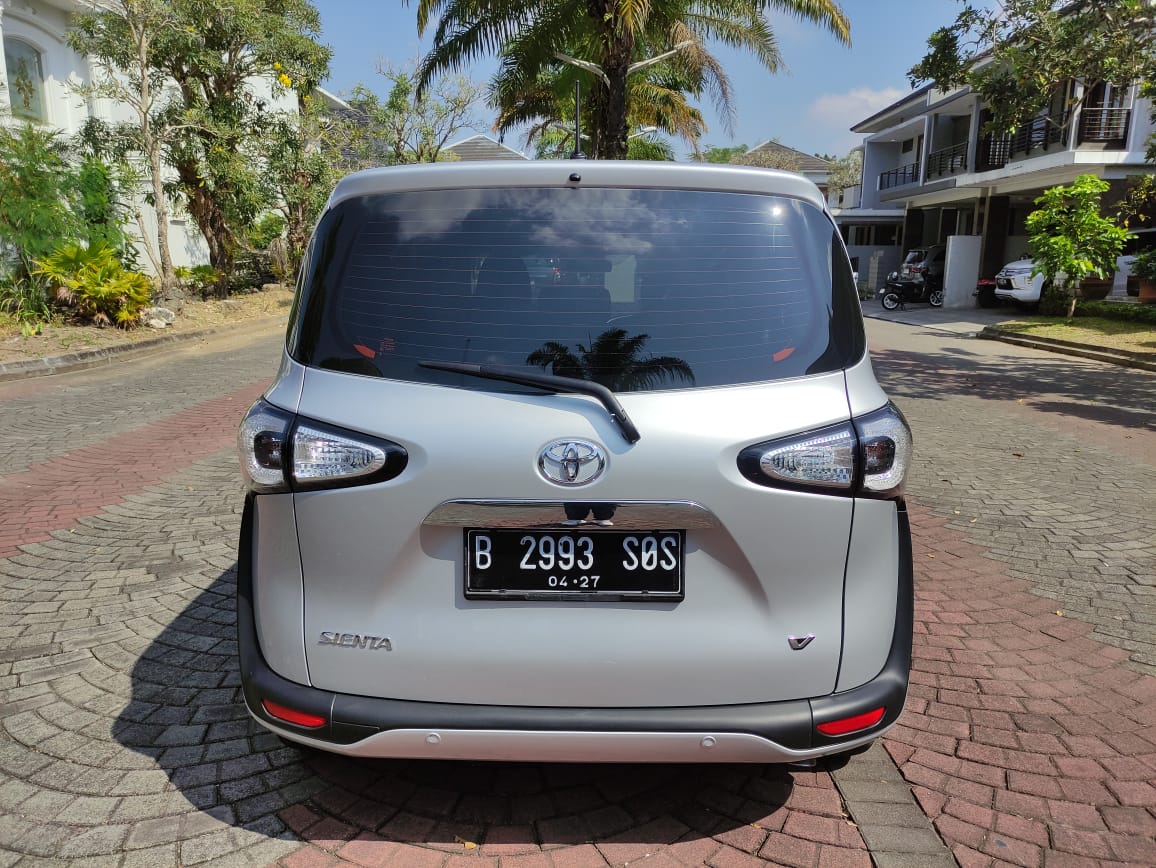 2017 Toyota Sienta 2017 Toyota Sienta