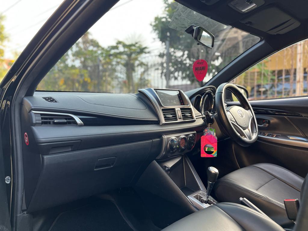 2017 Toyota Yaris Heykers 2017 Toyota Yaris Heykers