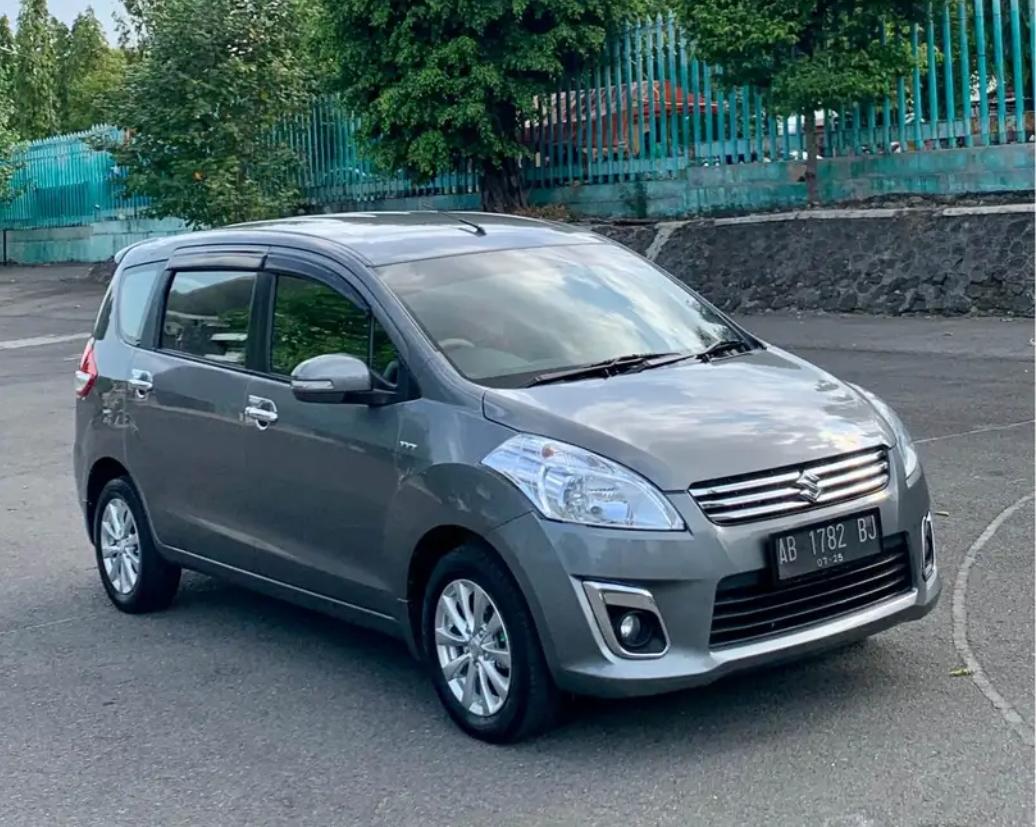 Second Hand 2015 Suzuki Ertiga Second Hand 2015 Suzuki Ertiga