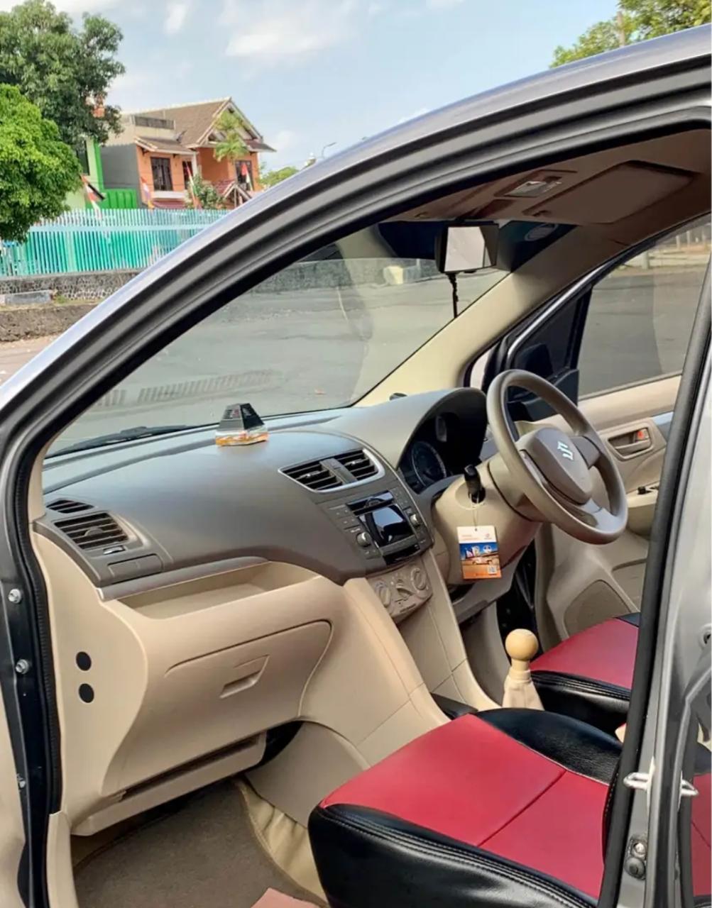 2015 Suzuki Ertiga 2015 Suzuki Ertiga