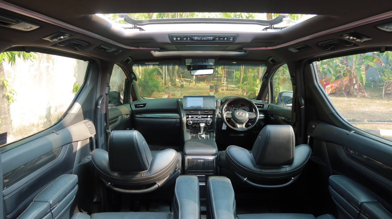 2020 Lexus LM 2020 Lexus LM