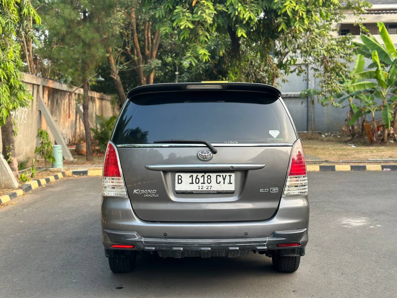 2011 Toyota Innova 2011 Toyota Innova