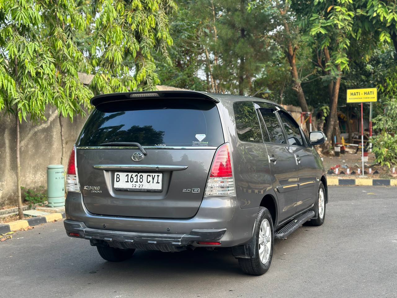 2011 Toyota Innova 2011 Toyota Innova