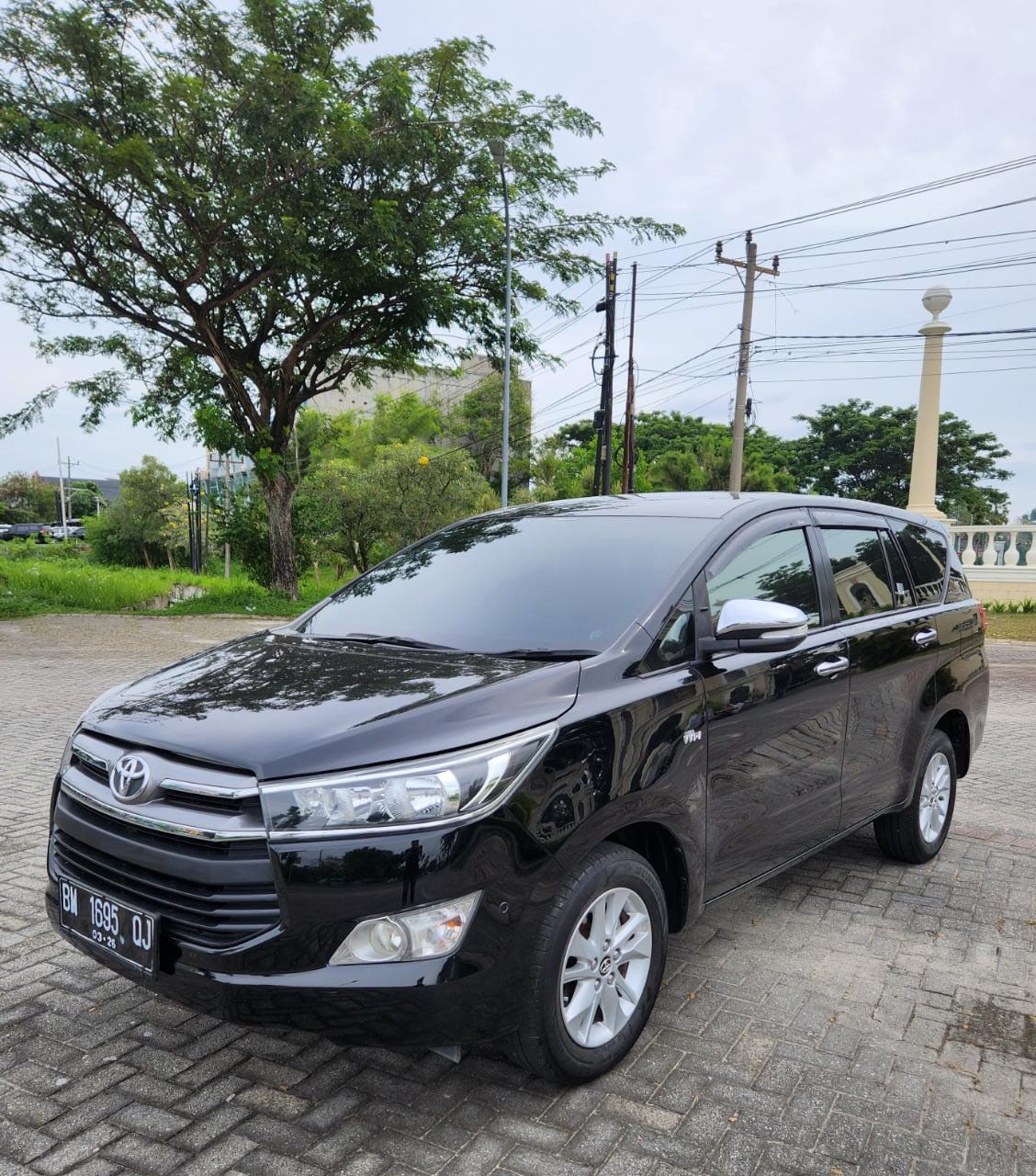 2016 Toyota Kijang Innova 2016 Toyota Kijang Innova