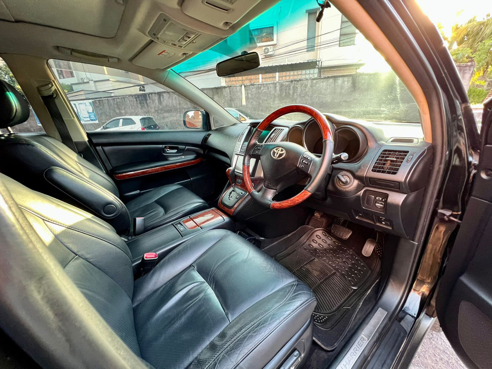 2010 Toyota Harrier 2010 Toyota Harrier