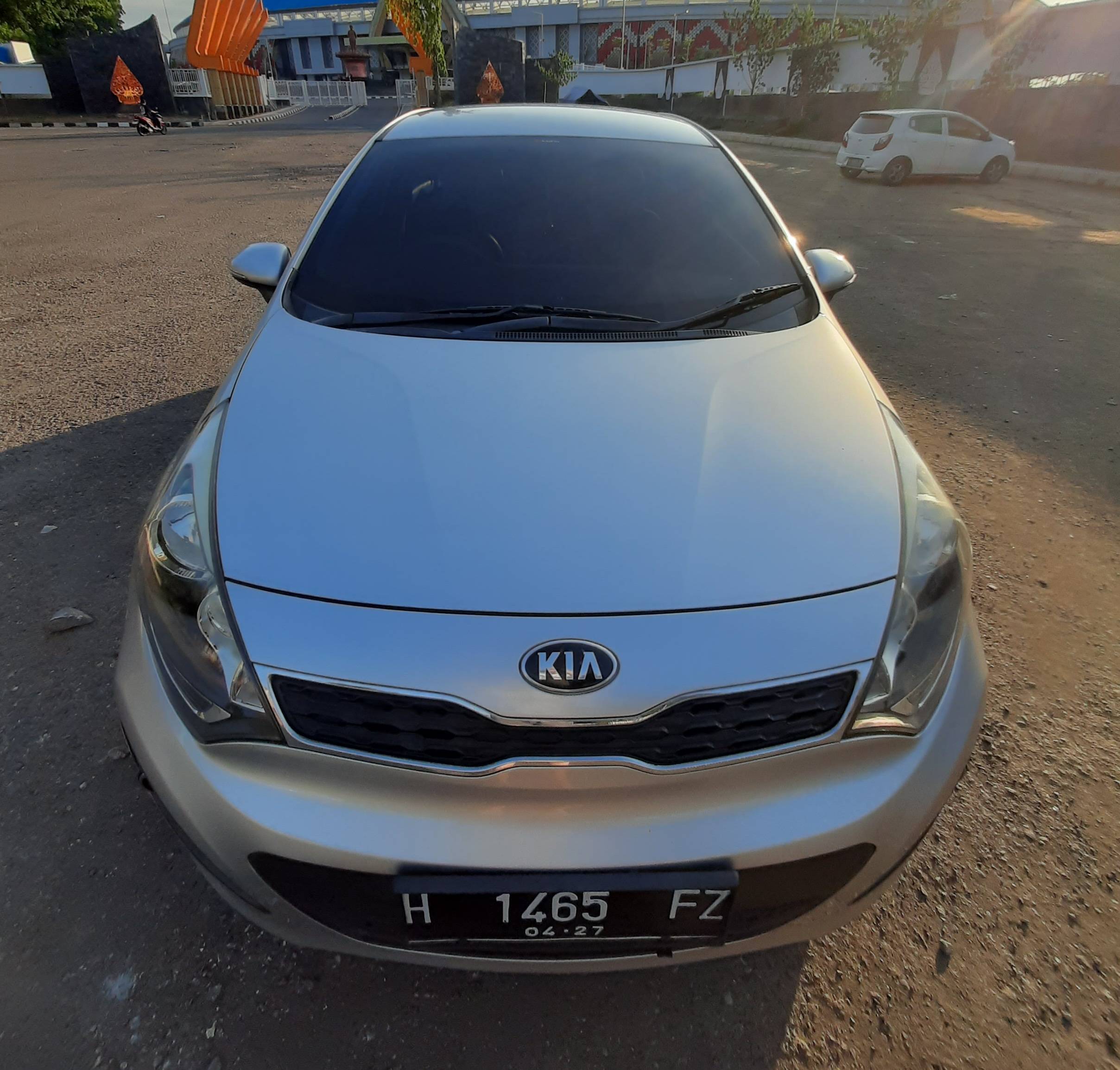 2012 Kia Rio Bekas 2012 Kia Rio Bekas