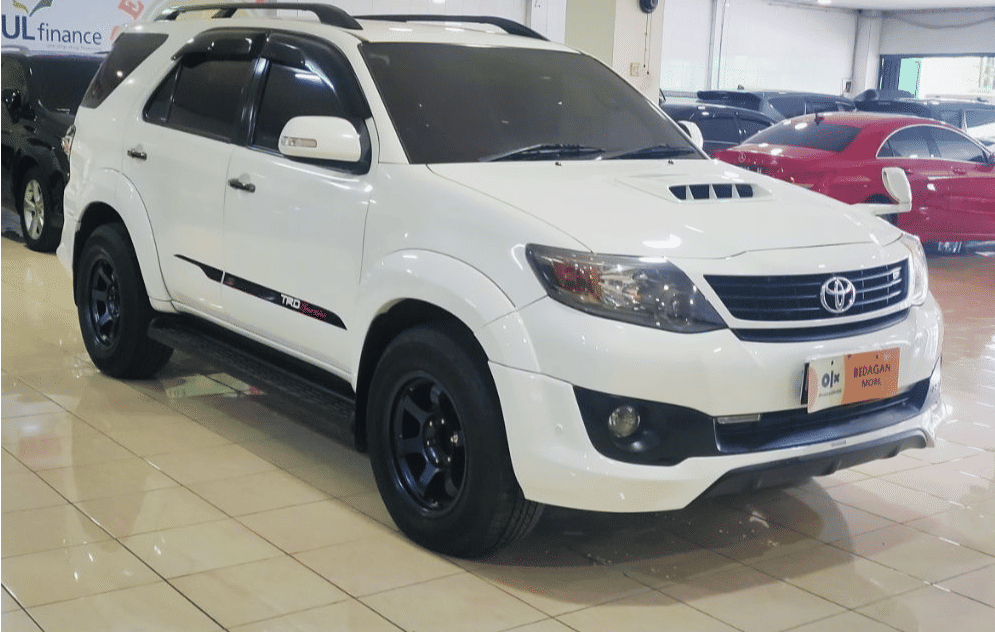 2015 Toyota Fortuner  2015 Toyota Fortuner