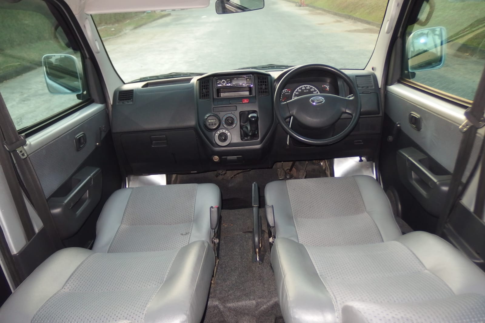 2013 Daihatsu Grand Max 2013 Daihatsu Grand Max