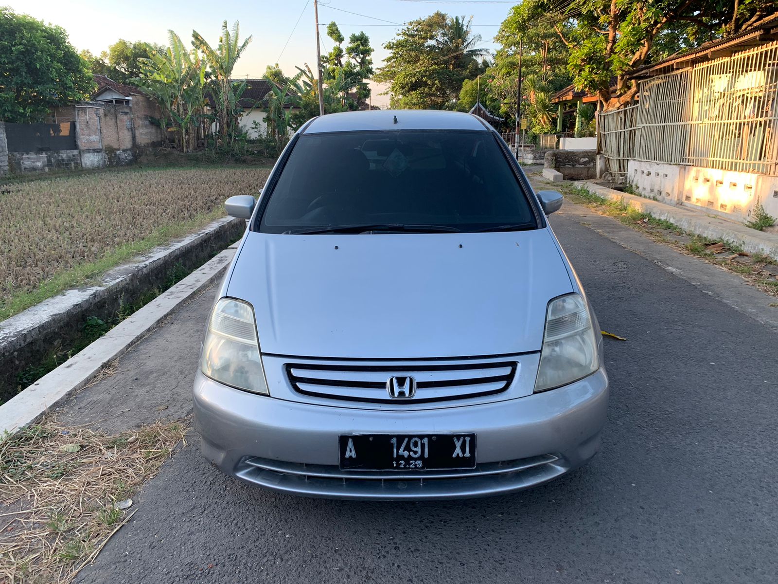 2002 Honda Stream VTEC 1.7L MT Bekas 2002 Honda Stream VTEC 1.7L MT Bekas