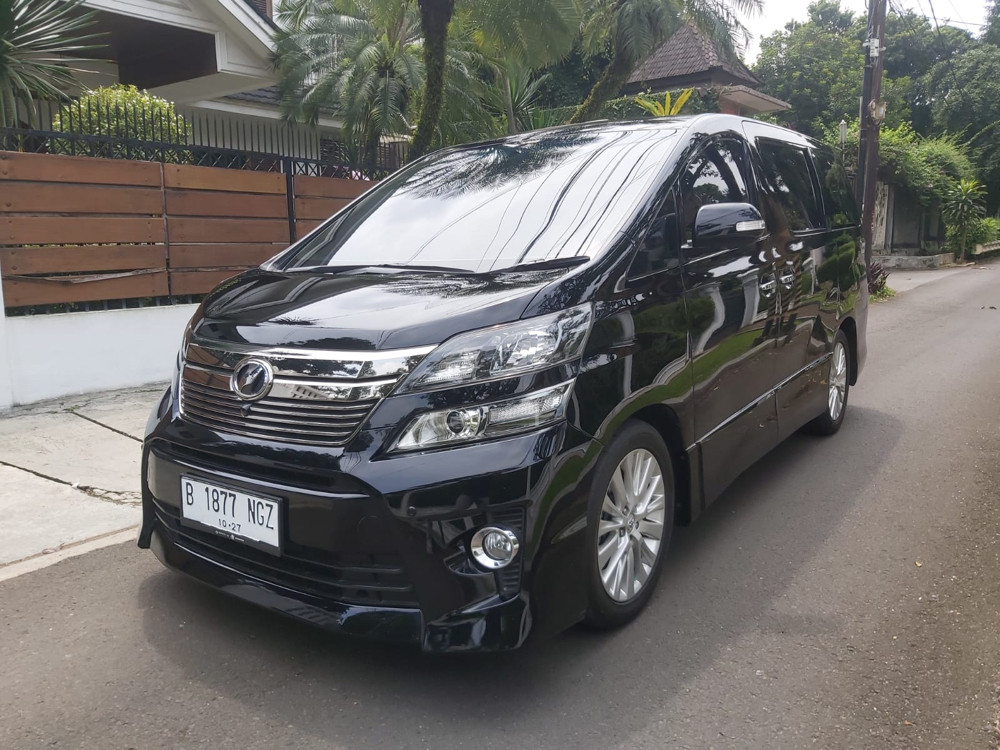 2012 Toyota Vellfire 2012 Toyota Vellfire