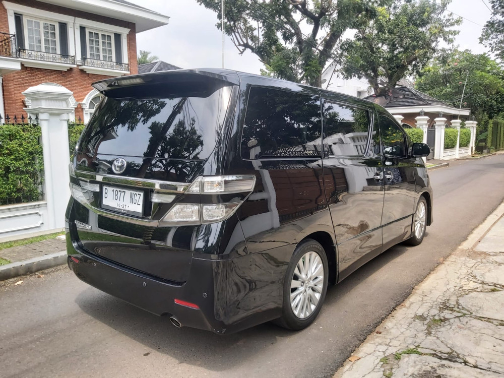 2012 Toyota Vellfire 2012 Toyota Vellfire