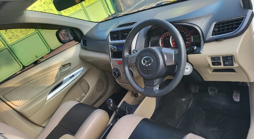 2015 Daihatsu Xenia 2015 Daihatsu Xenia