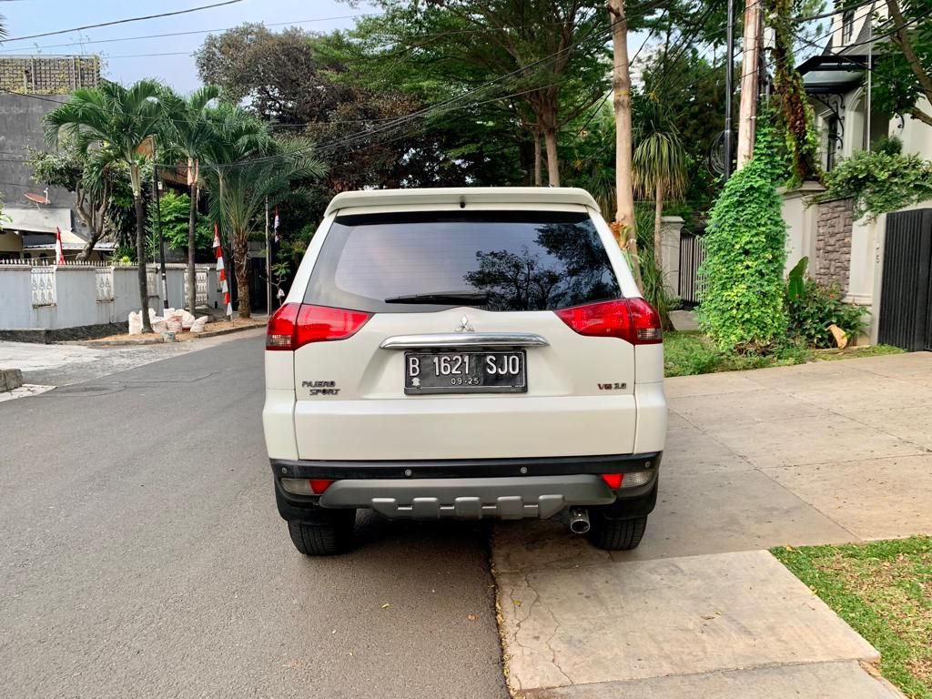 2014 Mitsubishi Pajero 2014 Mitsubishi Pajero