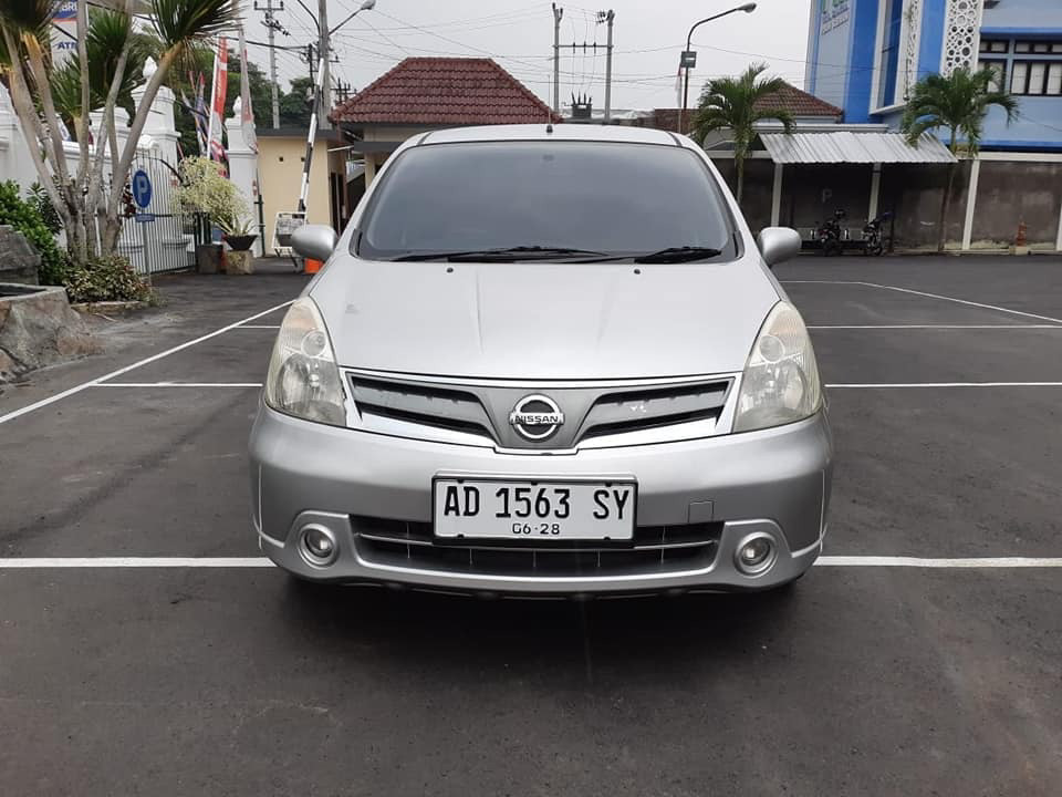 2012 Nissan Grand Livina 2012 Nissan Grand Livina