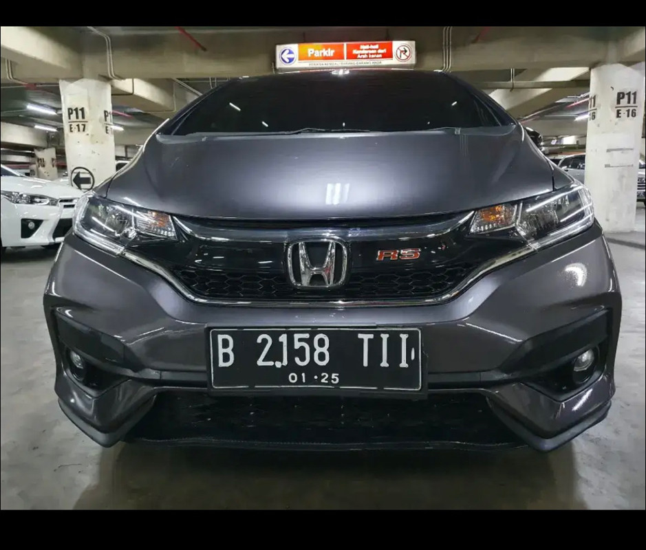 Second Hand 2016 Honda Jazz Second Hand 2016 Honda Jazz