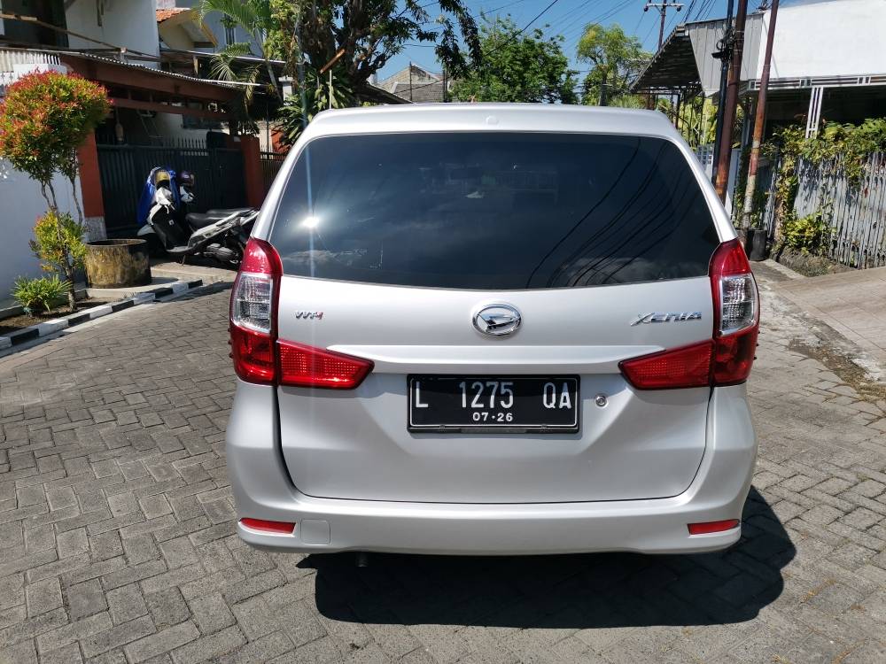 Dijual 2016 Daihatsu Xenia  1.0 D MT 1.0 D MT Bekas